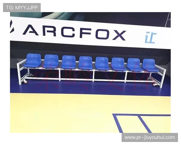 全面解析足球场边休息凳子的科学摆放原则与实用优化要点指南策略