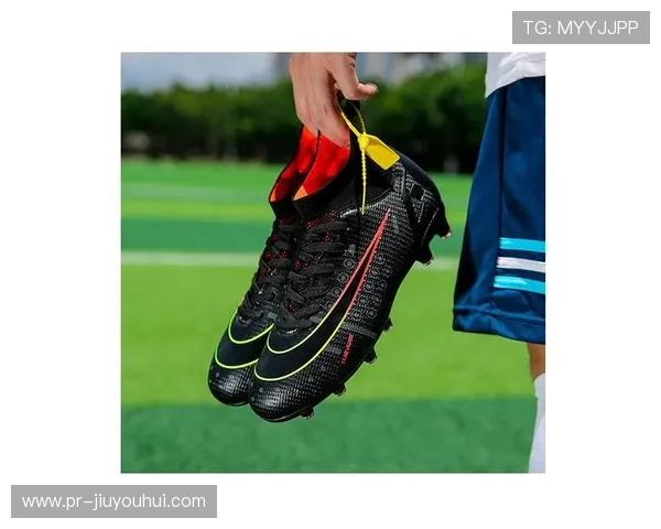 时尚与性能兼备 足球鞋男款AG钉设计风格全面解析